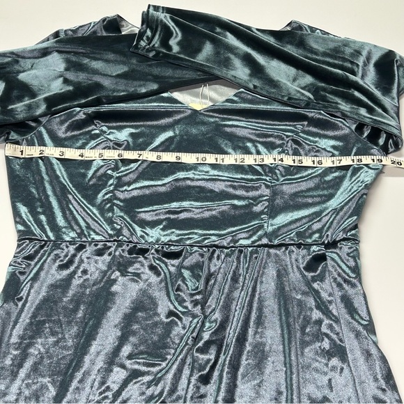 Womens Long Sleeve Velvet Dress Size 14 Stretchy V Neck Ruched Party Blue NWT - Picture 9 of 16
